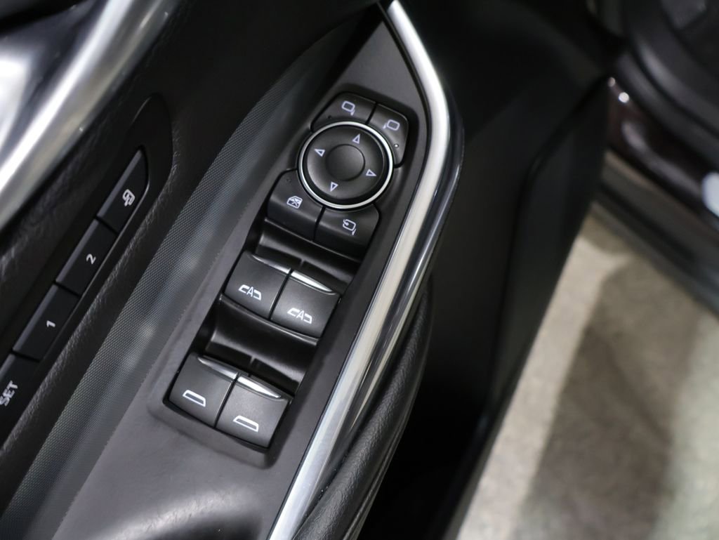 Used 2020 Cadillac XT4 Premium Luxury image 13