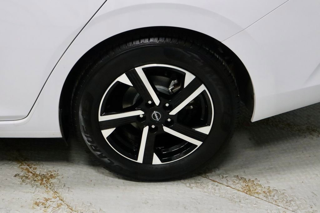 Certified 2024 Nissan Sentra SV image 17