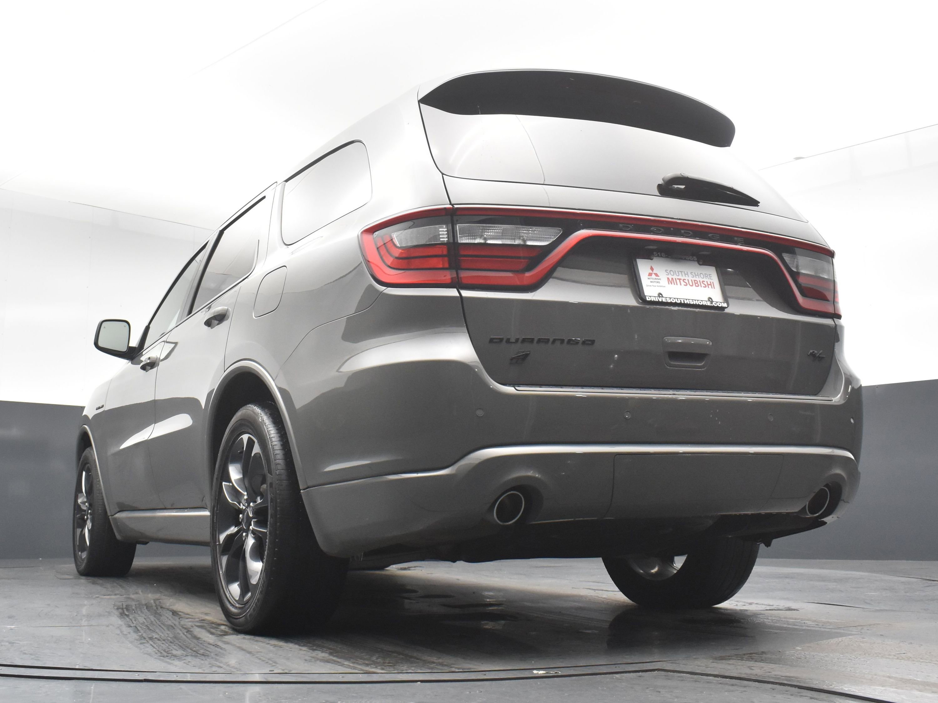 Used 2022 Dodge Durango R/T w/ Blacktop Package image 25