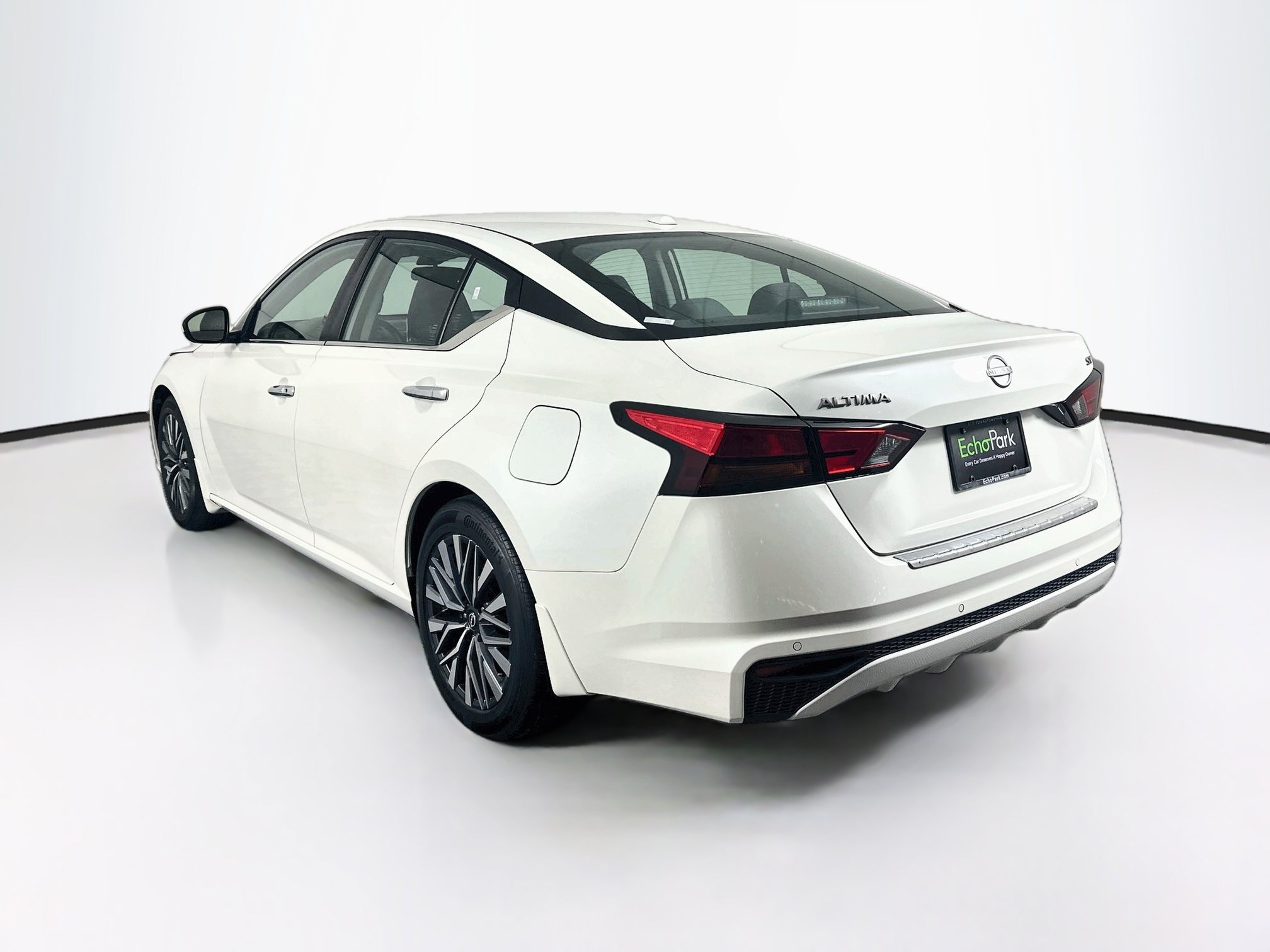 Used 2023 Nissan Altima 2.5 SV FWD image 5