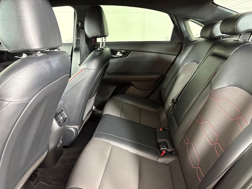 Used 2022 Kia Forte GT w/ GT Technology Package FWD image 38