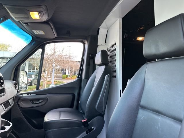 Used 2023 Mercedes-Benz Sprinter 144 Cargo image 11
