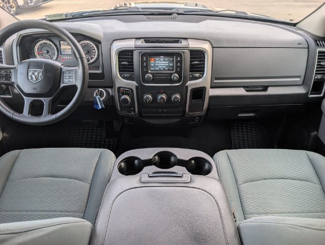Used 2019 RAM 1500 Classic SLT AWD/4WD image 23