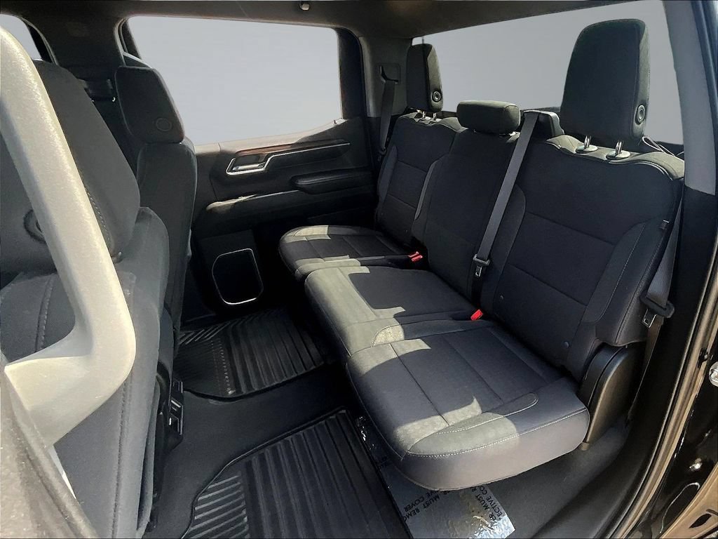 Used 2023 Chevrolet Silverado 1500 LT AWD/4WD image 25