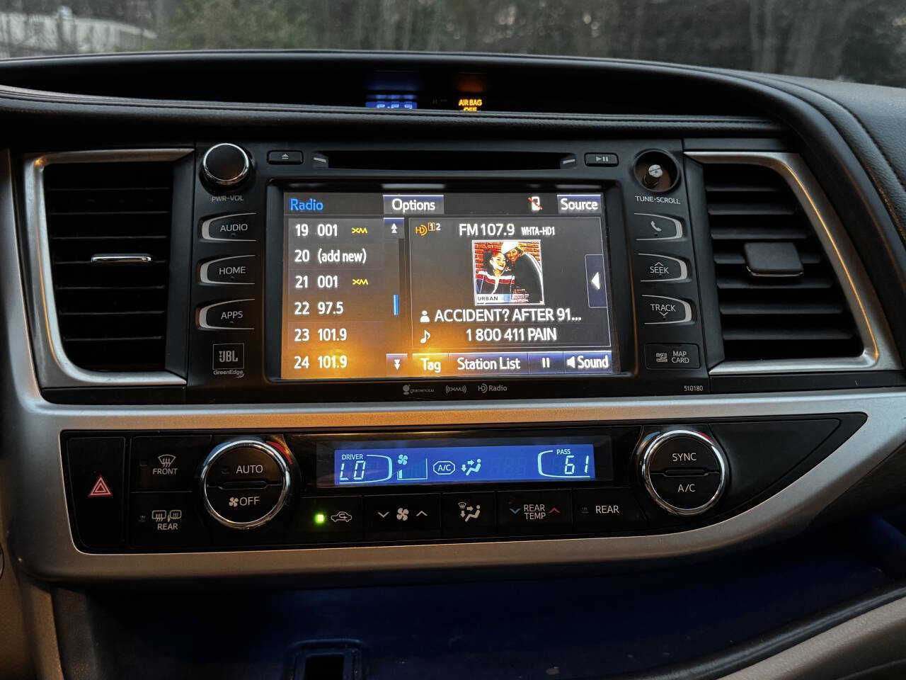 Used 2018 Toyota Highlander Limited image 20