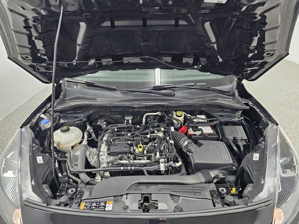 Used 2022 Ford Escape SE FWD image 10
