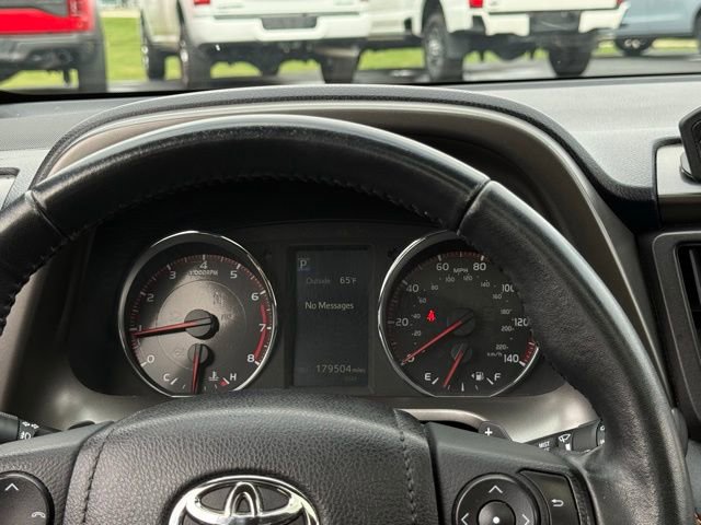 Used 2016 Toyota RAV4 SE image 9