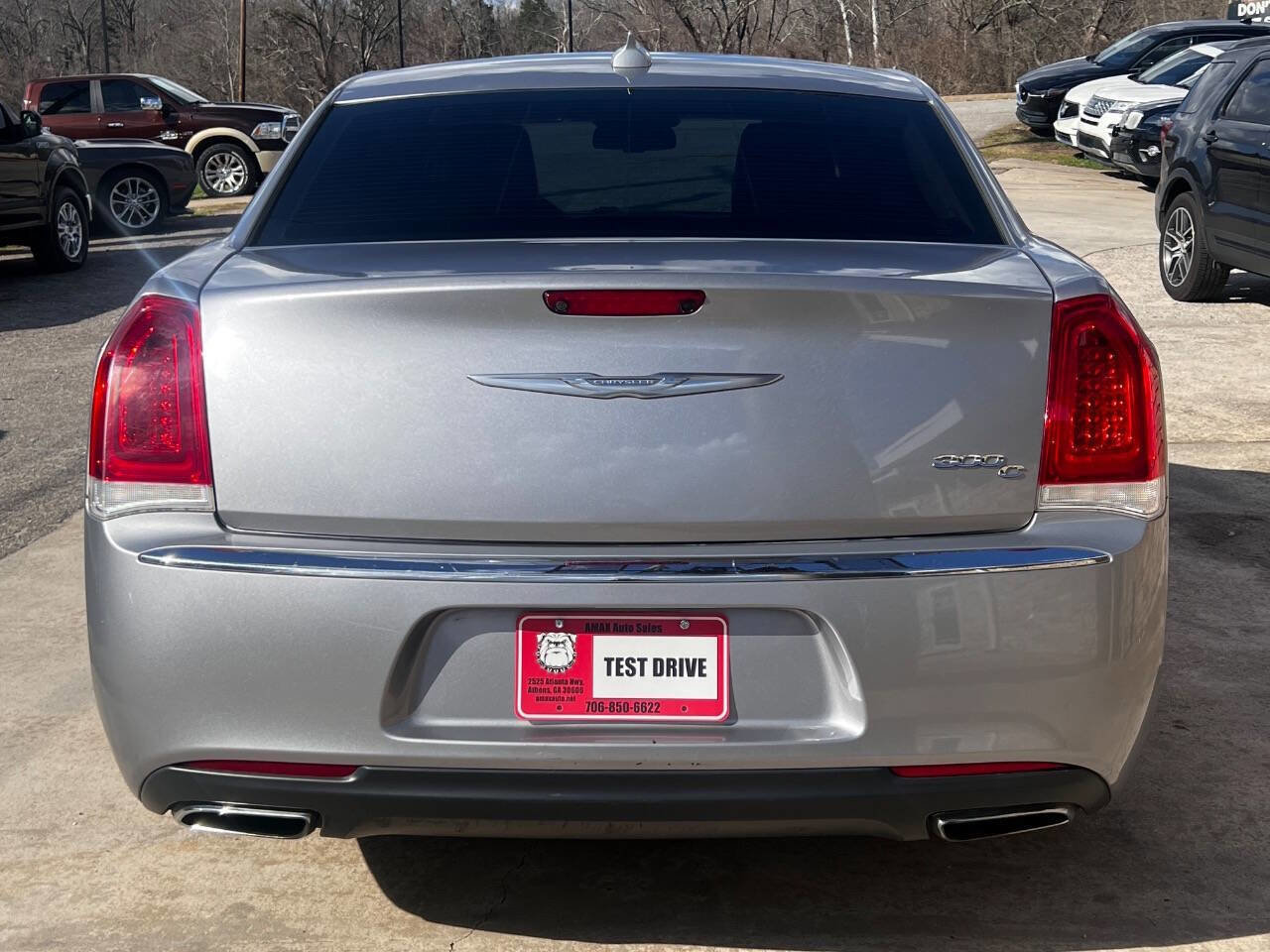 Used 2016 Chrysler 300 C image 5
