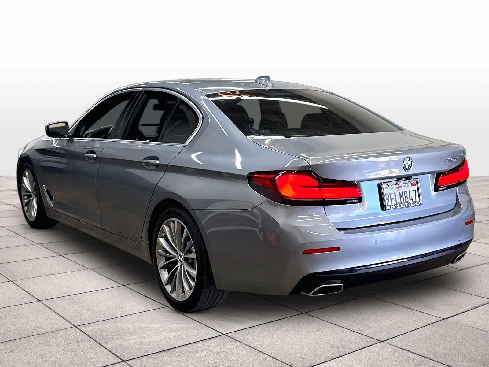 Used 2023 BMW 530i w/ Premium Package RWD image 14