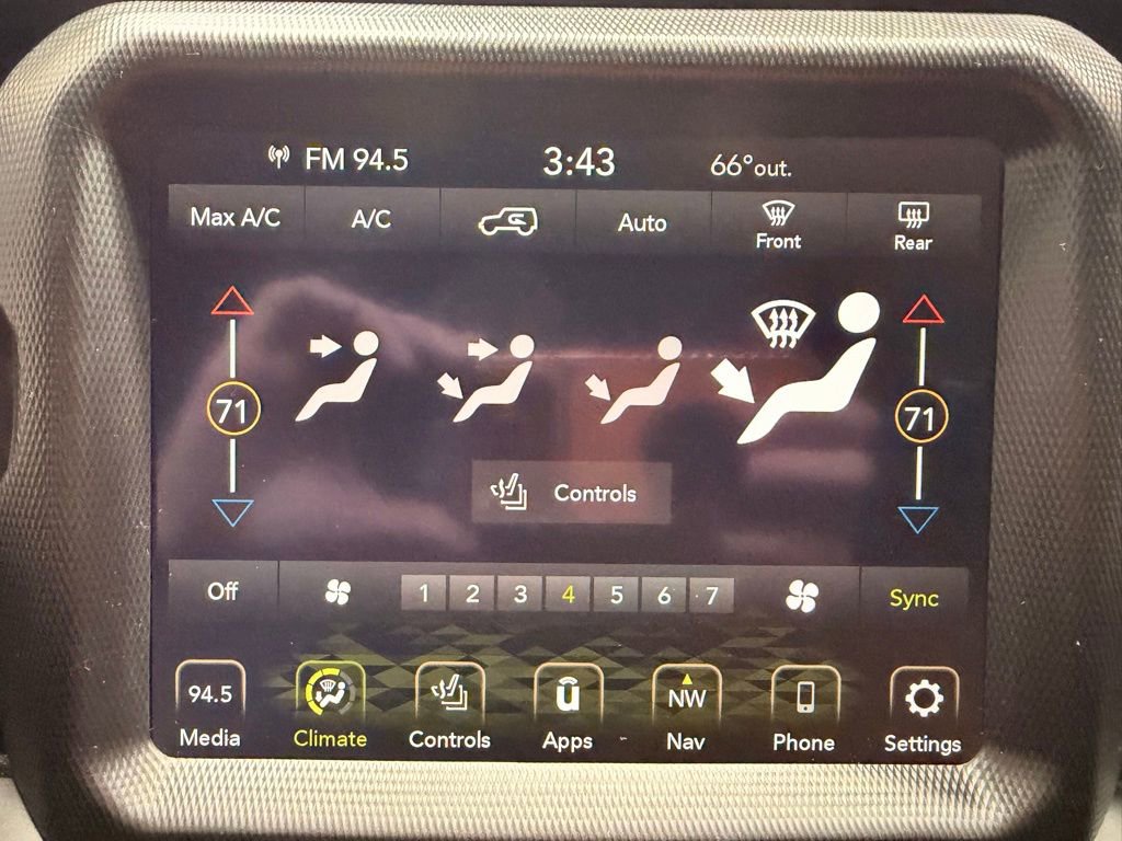 Used 2023 Jeep Wrangler Unlimited Sahara image 42