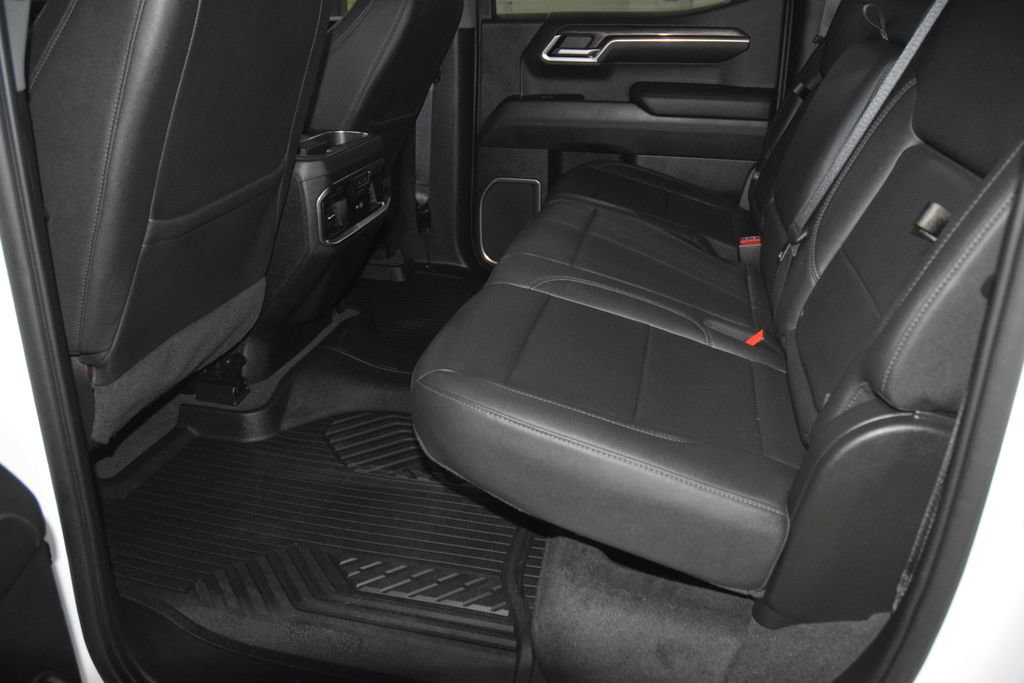 Used 2022 Chevrolet Silverado 1500 LTZ AWD/4WD image 45