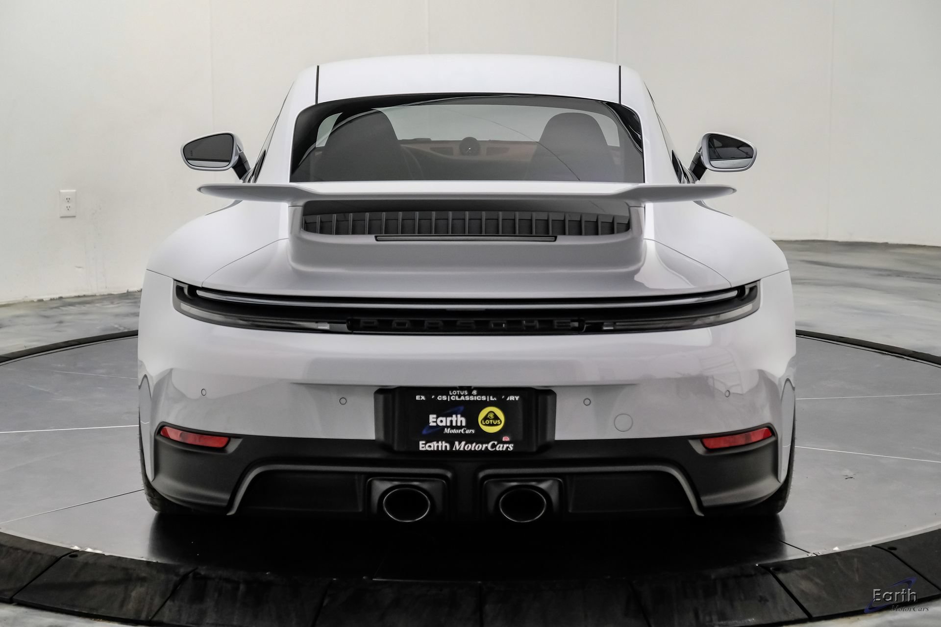 Used 2026 Porsche 911 Carrera GTS RWD image 15