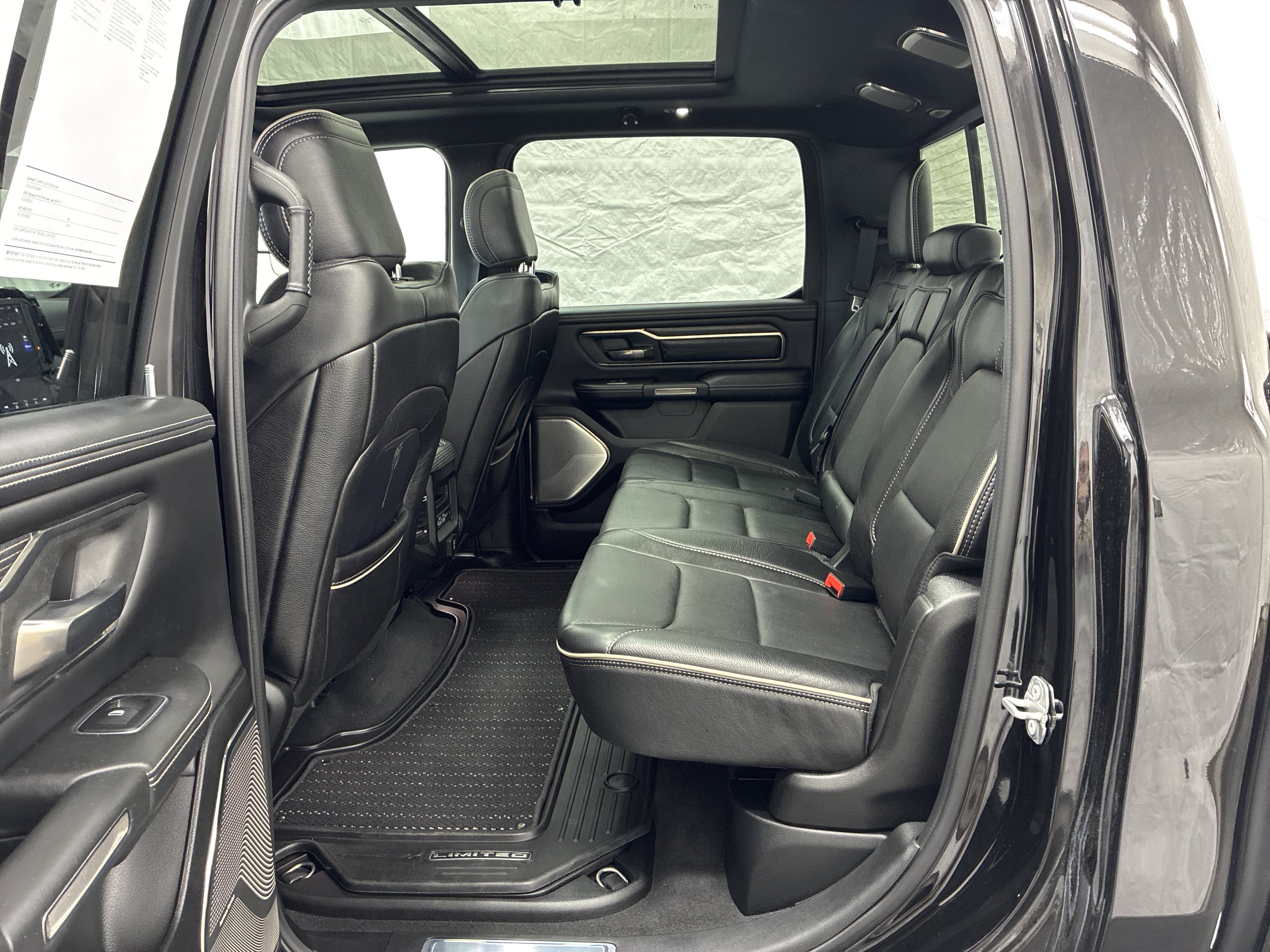 Used 2019 RAM 1500 Limited AWD/4WD image 10