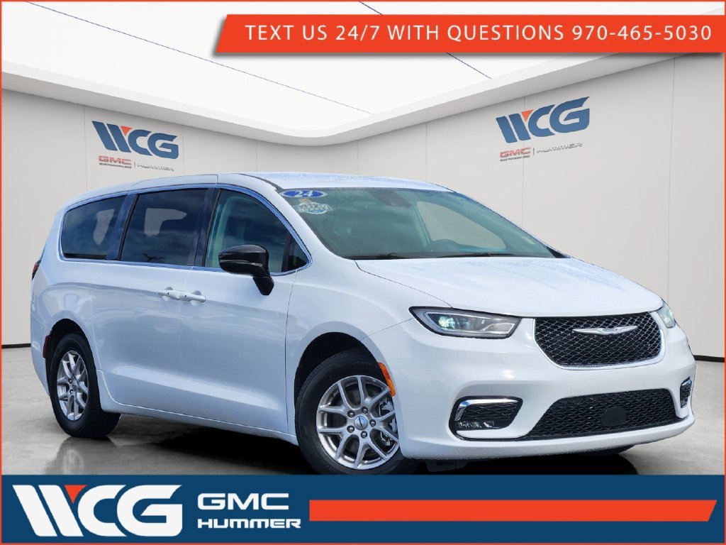 Used 2024 Chrysler Pacifica Touring-L