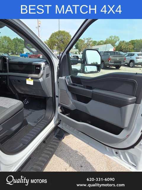 New 2026 Ford F250 XLT w/ XLT Premium Package AWD/4WD image 28