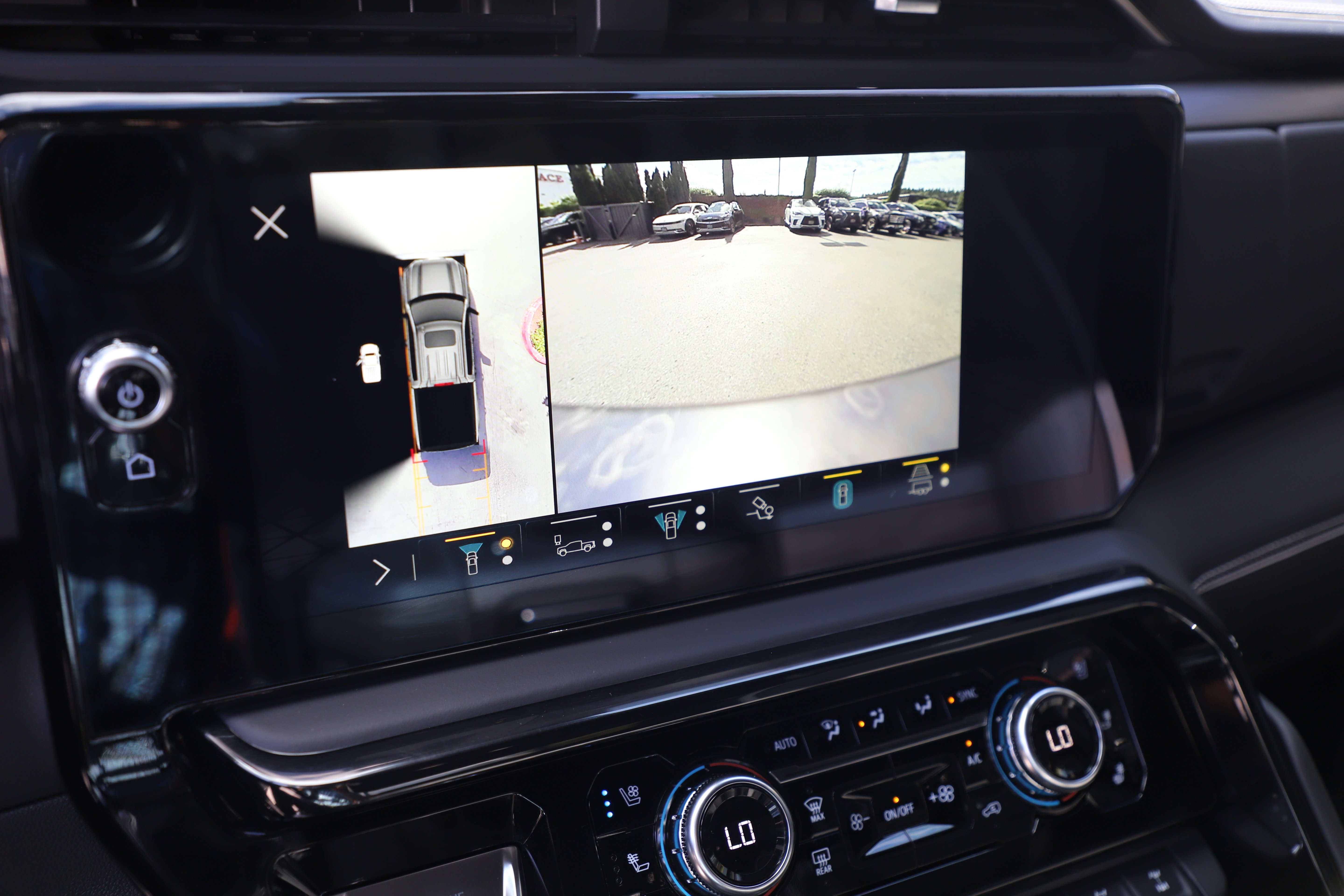 Used 2022 GMC Sierra 1500 AT4X AWD/4WD image 17