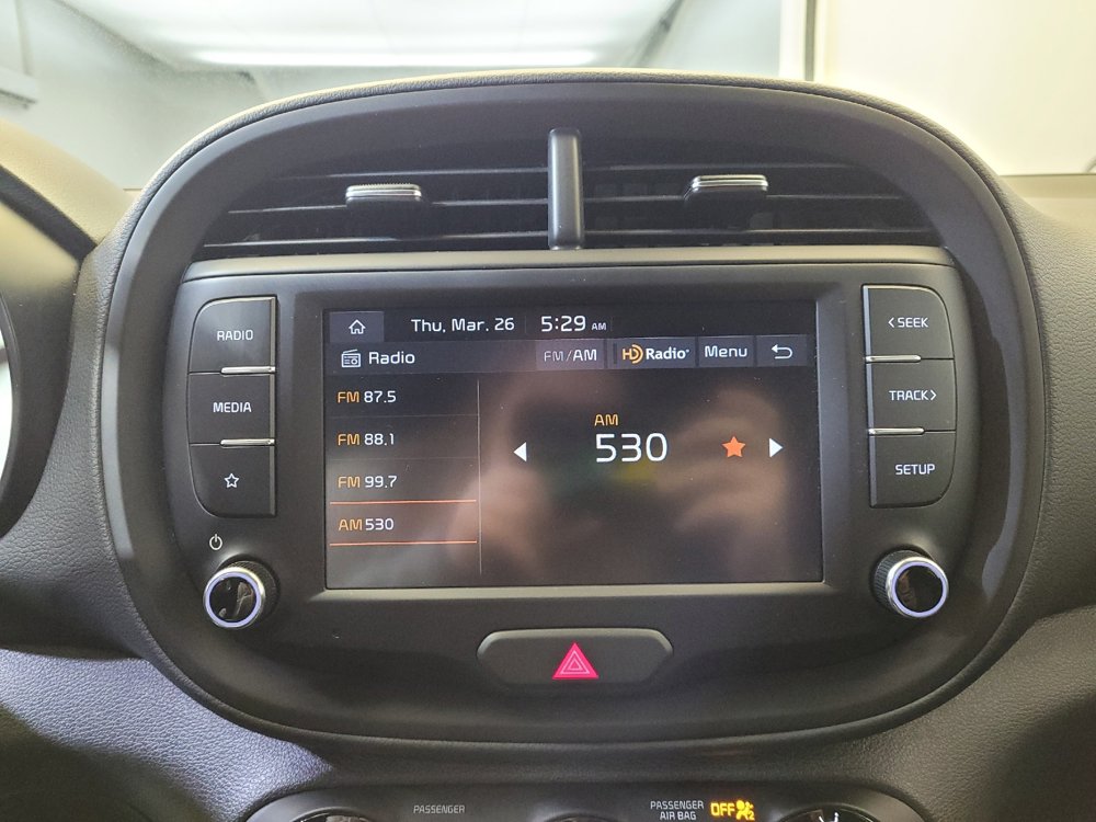 Used 2025 Kia Soul LX FWD image 25