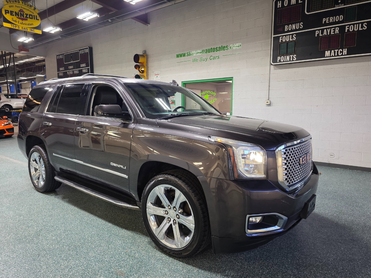 Used 2017 GMC Yukon Denali w/ Open Road Package image 4