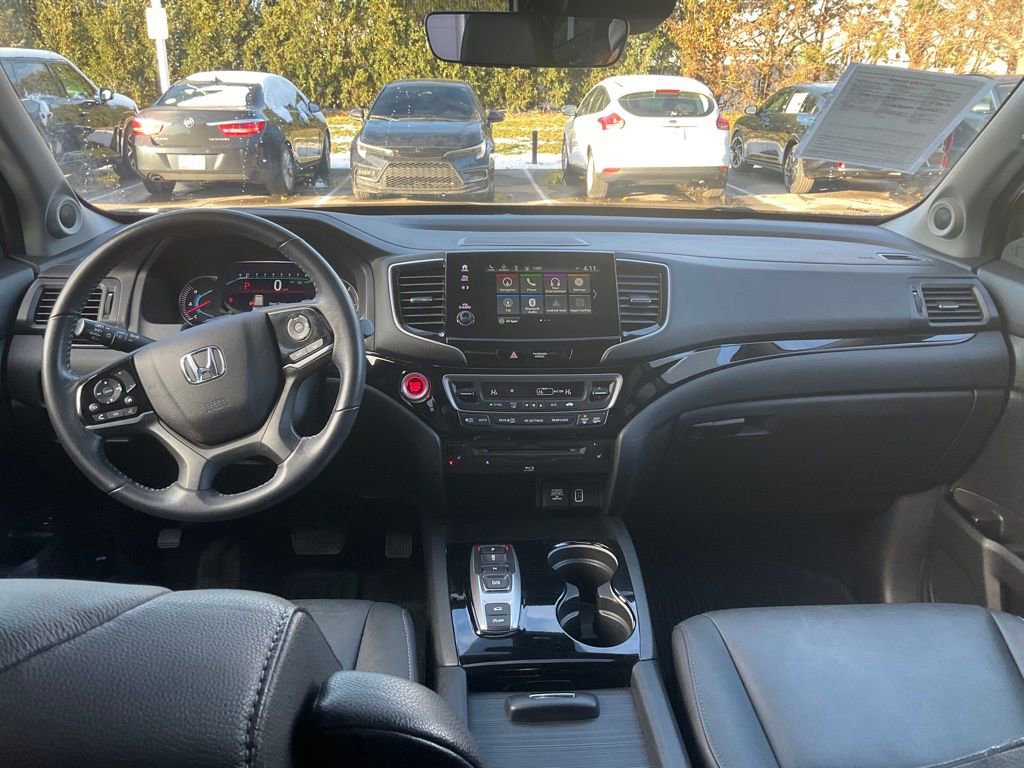 Used 2022 Honda Pilot Touring image 18