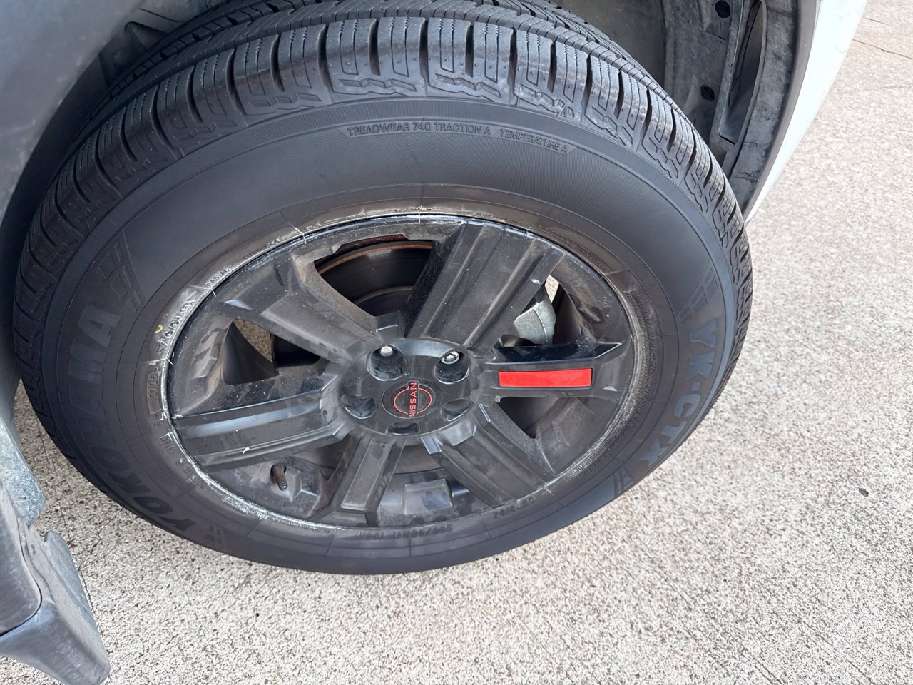 Used 2025 Nissan Rogue SV AWD/4WD image 16