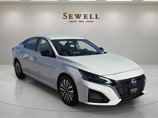 Used 2025 Nissan Altima 2.5 SV image 6