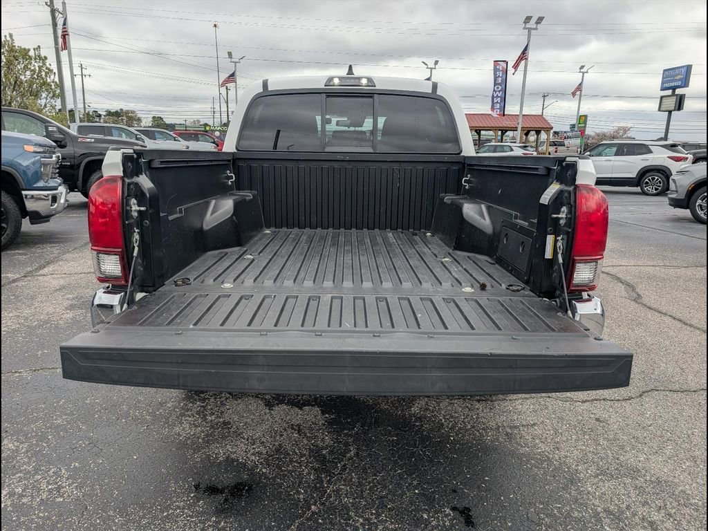 Used 2023 Toyota Tacoma SR5 RWD image 22