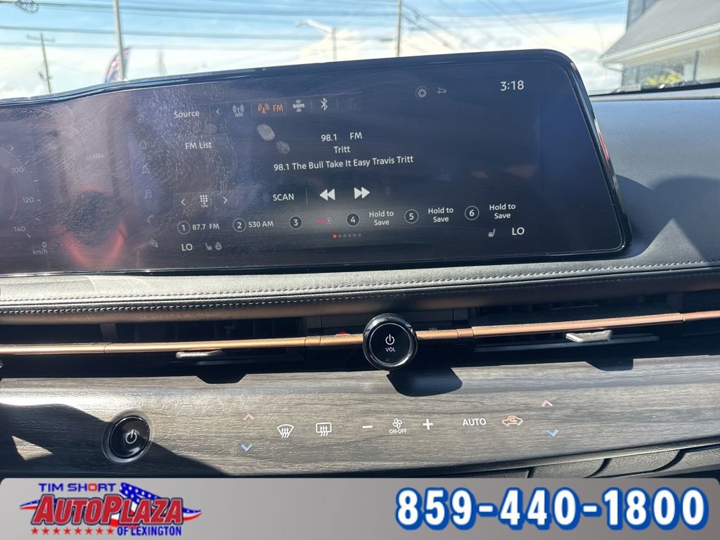 Used 2024 Nissan Ariya AWD image 5