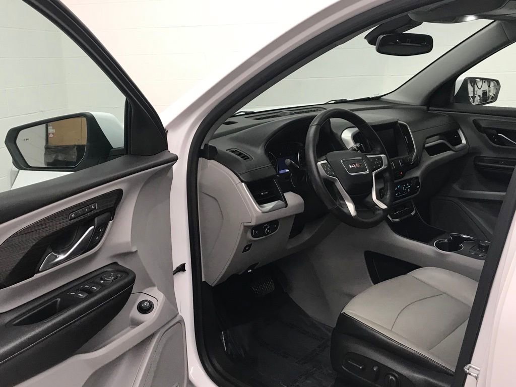 Used 2022 GMC Terrain SLT w/ Infotainment Package II image 11