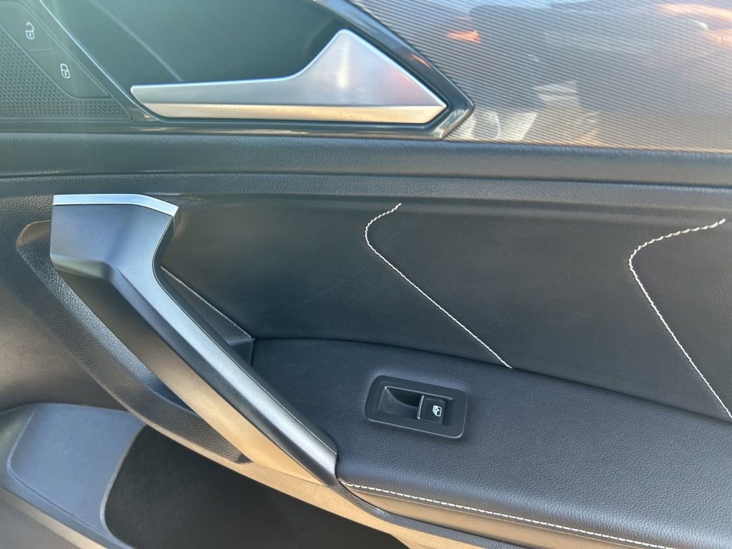 Used 2024 Volkswagen Tiguan SE image 27