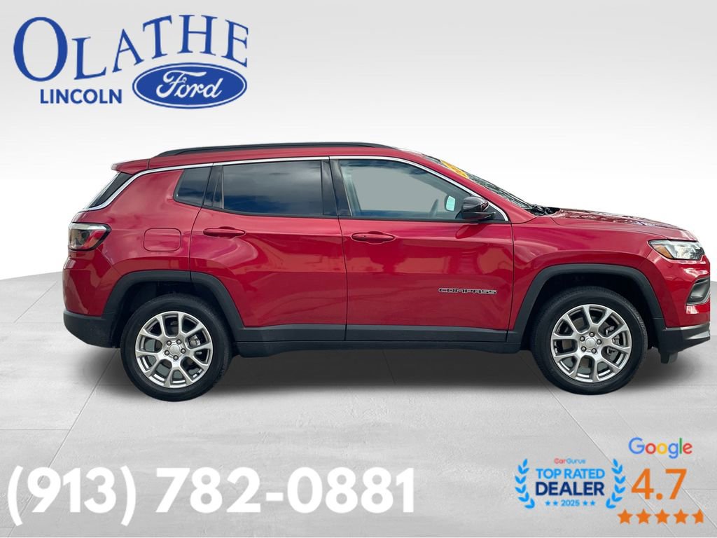 Used 2024 Jeep Compass Latitude w/ Sun and Sound Group image 6