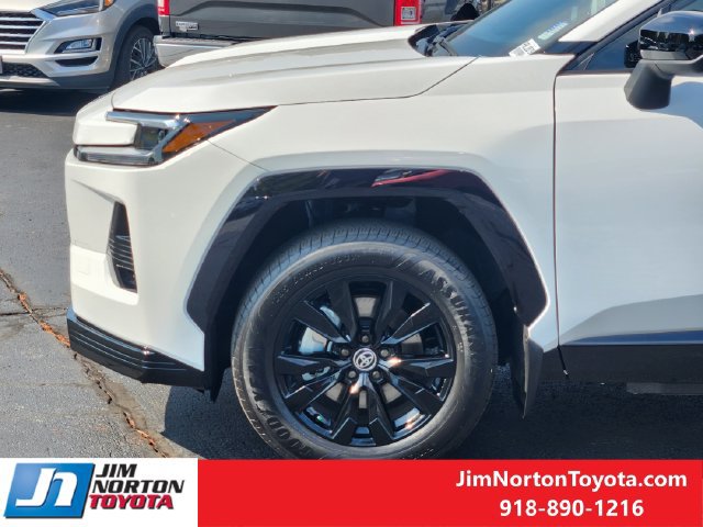 Used 2026 Toyota RAV4 SE AWD/4WD image 8