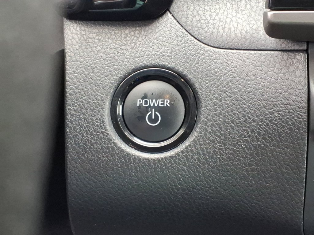 Certified 2025 Toyota Camry LE FWD image 8