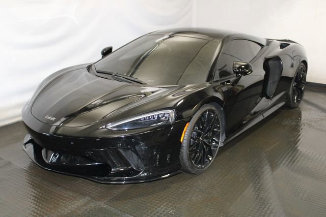Used 2022 McLaren GT image 1