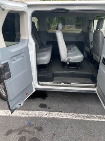 Used 2018 Ford Transit 150 XL image 11