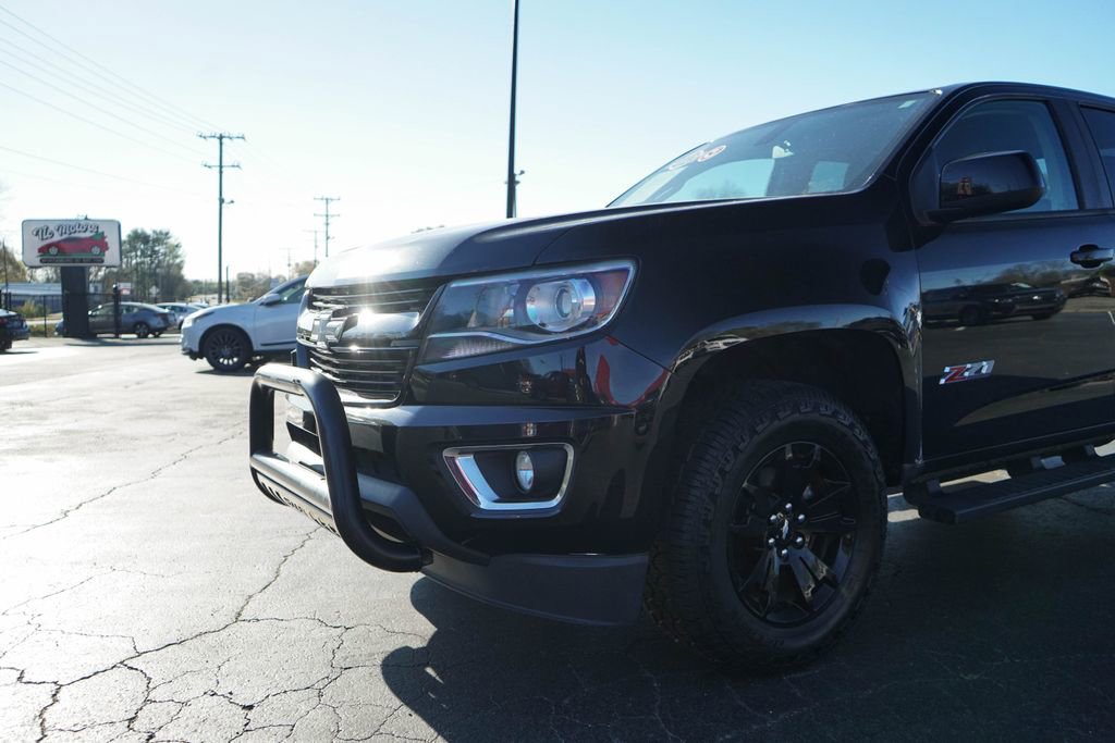 Used 2019 Chevrolet Colorado Z71 w/ Z71 Midnight Edition image 10