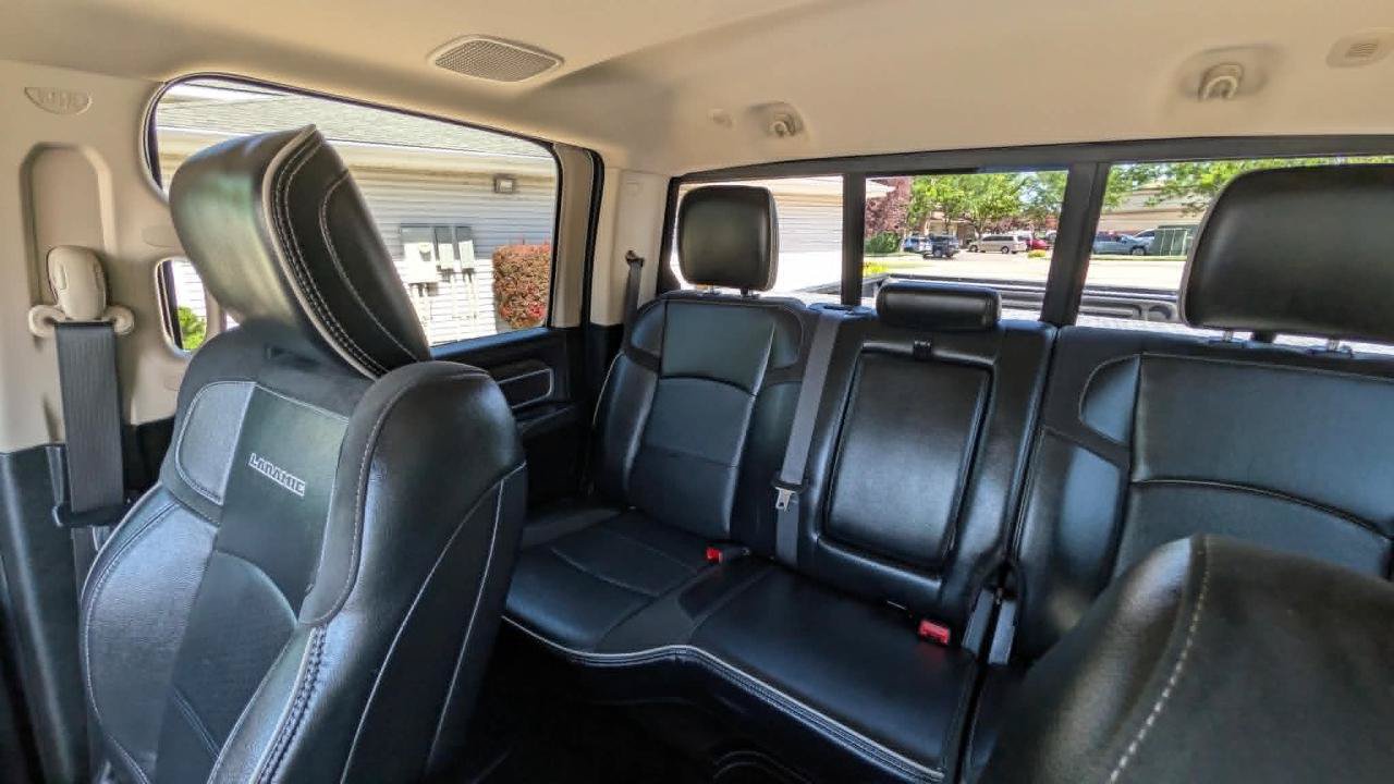 Used 2020 RAM 3500 Laramie AWD/4WD image 17