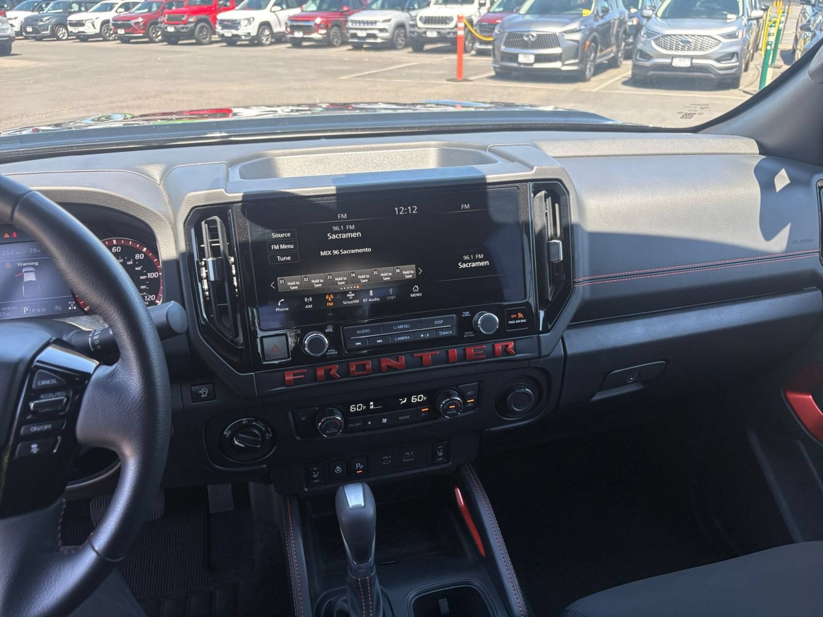 Used 2026 Nissan Frontier PRO-4X AWD/4WD image 17