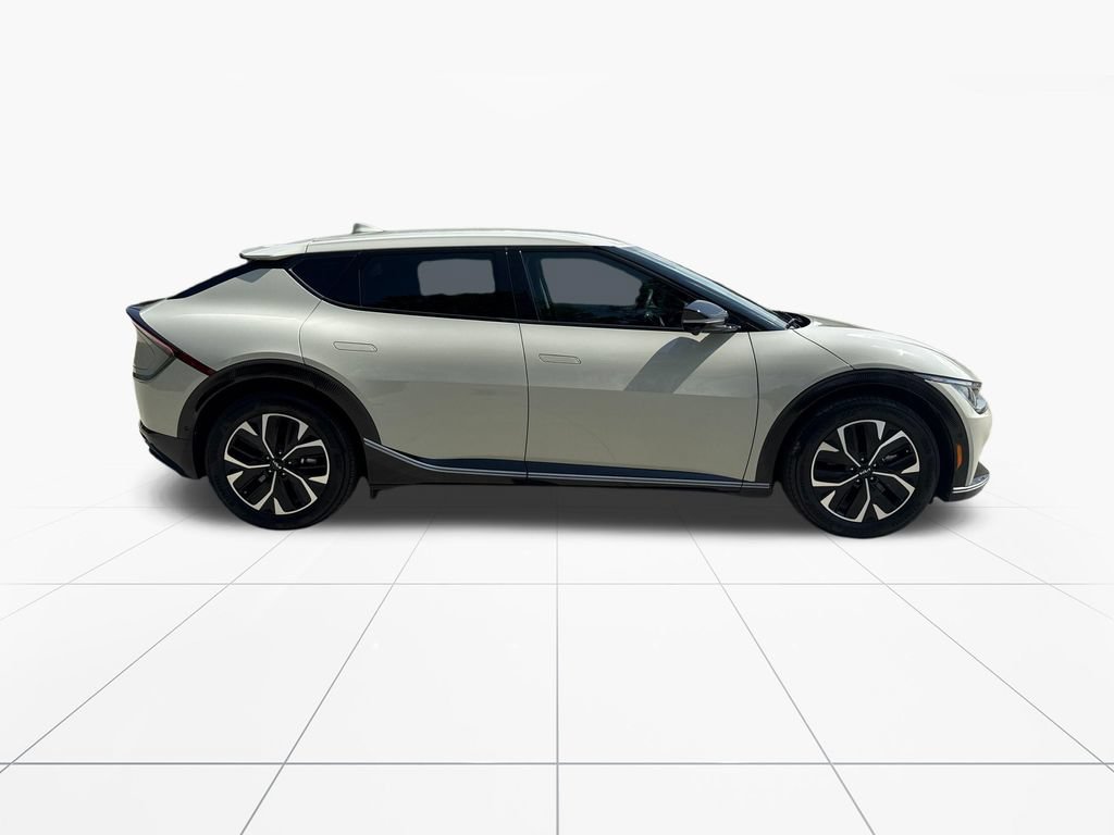 Used 2023 Kia EV6 Wind w/ Wind Technology Package RWD image 9