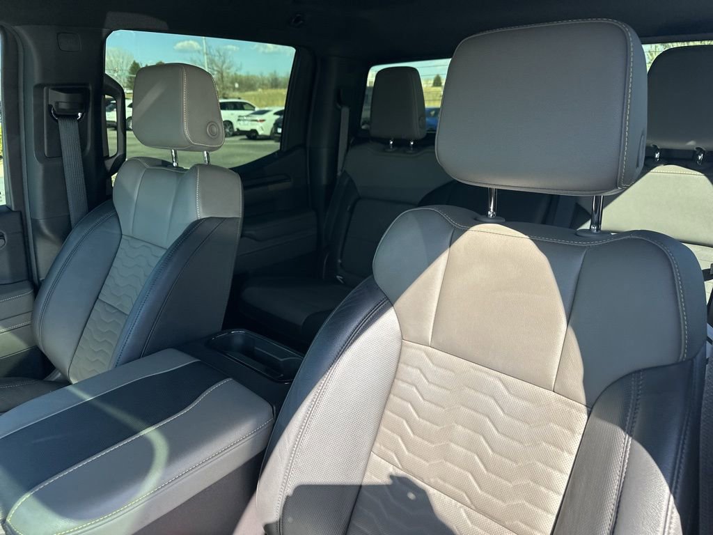 Used 2024 Chevrolet Silverado 1500 ZR2 w/ Technology Package image 15