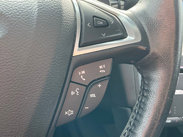 Used 2018 Ford Fusion Titanium image 15