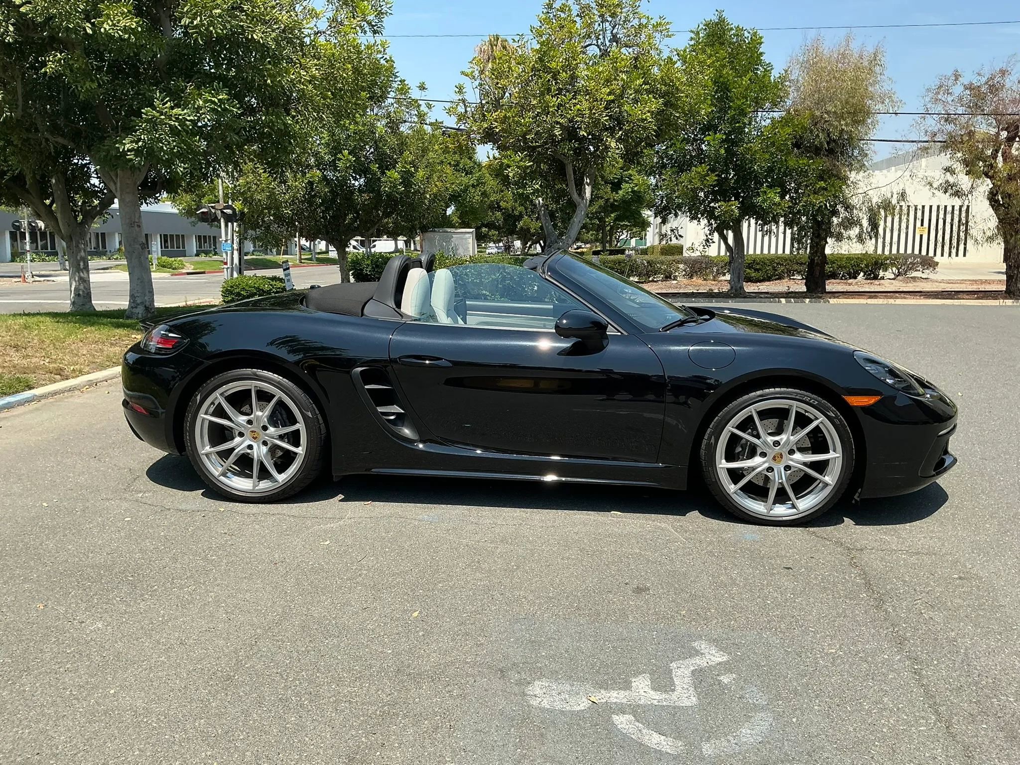 Used 2022 Porsche 718 Boxster image 6