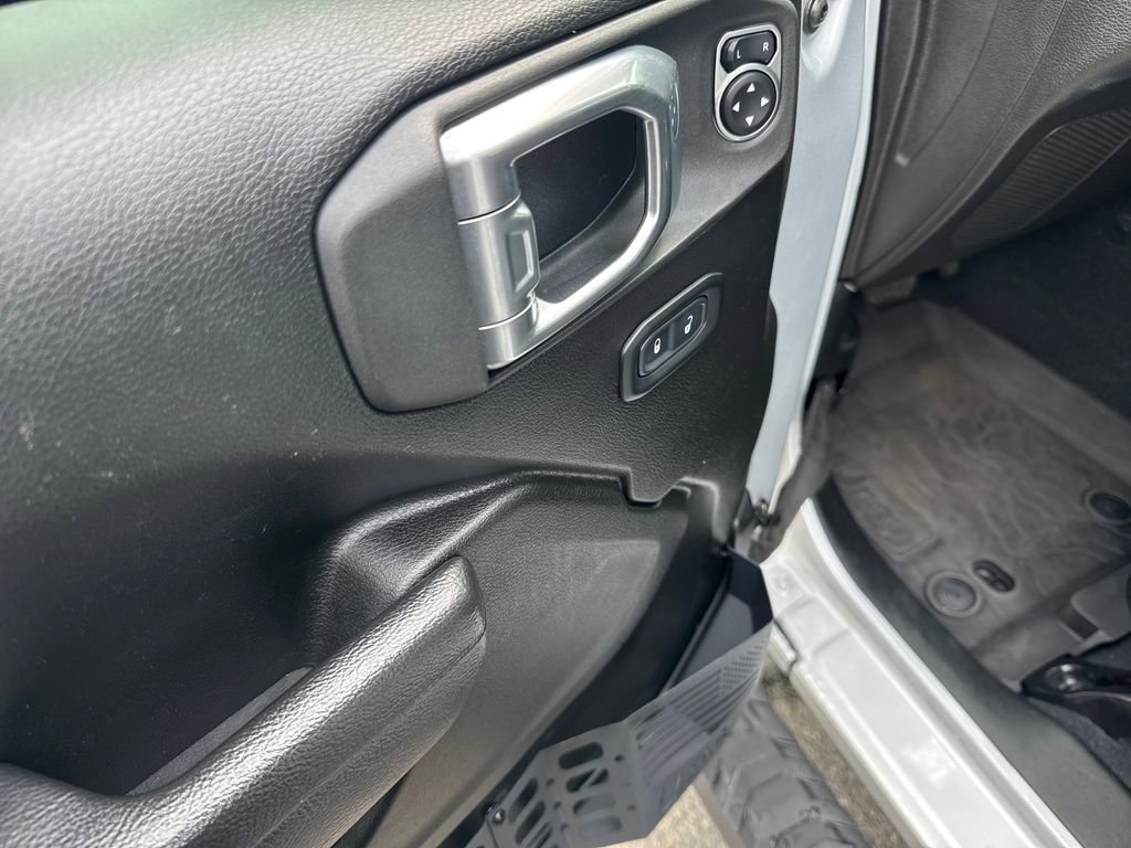 Used 2022 Jeep Wrangler Unlimited Sport AWD/4WD image 10