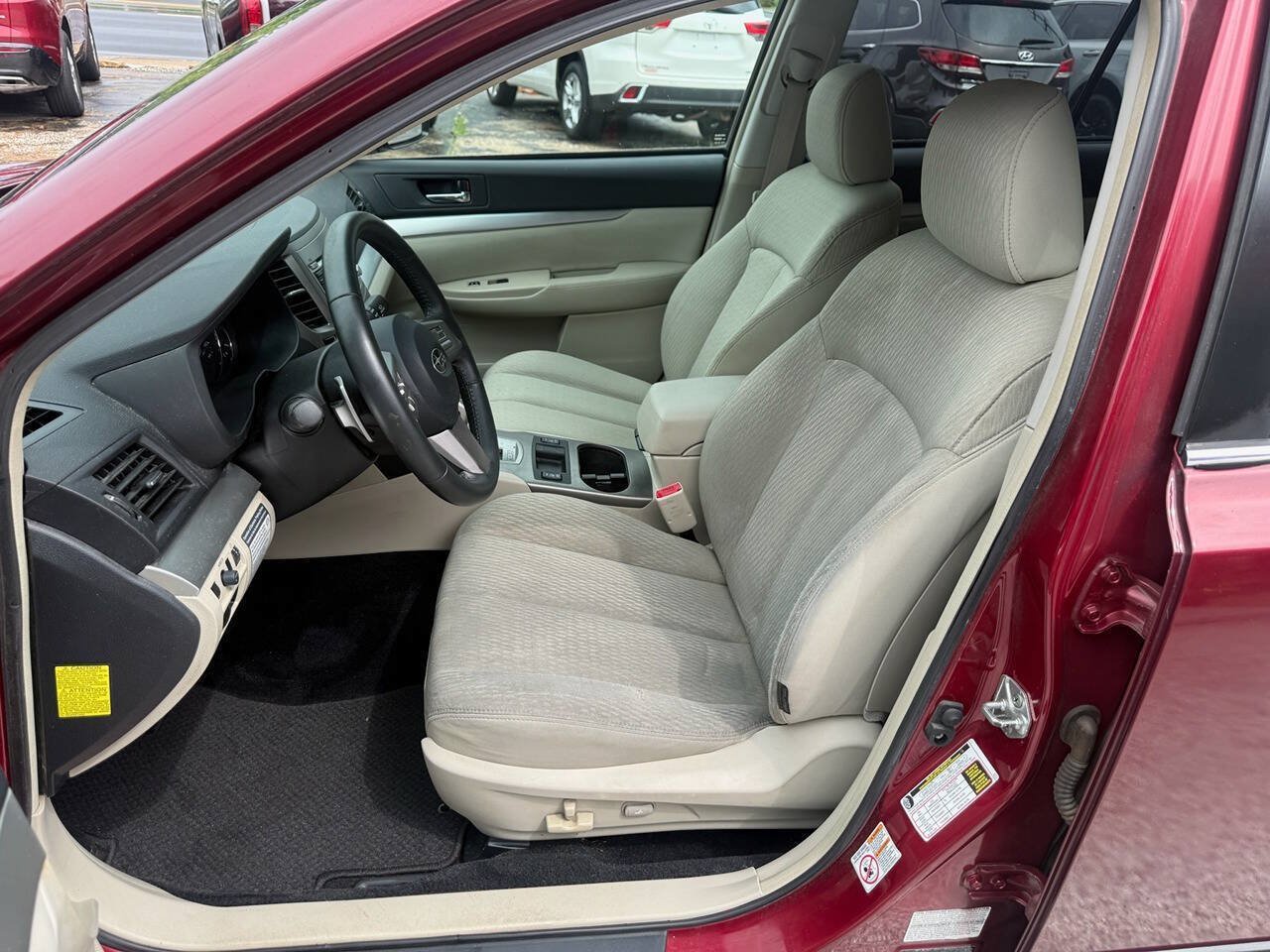 Used 2011 Subaru Outback 2.5i Premium AWD/4WD image 12
