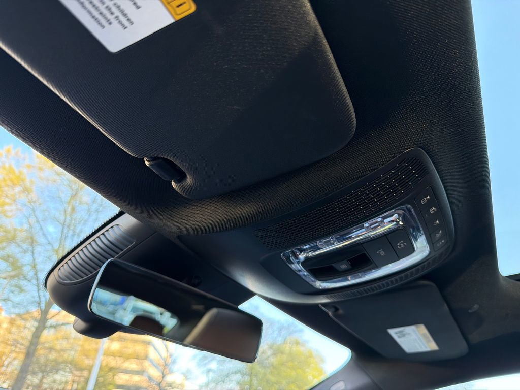 Used 2025 Mercedes-Benz CLA 250 4MATIC image 28