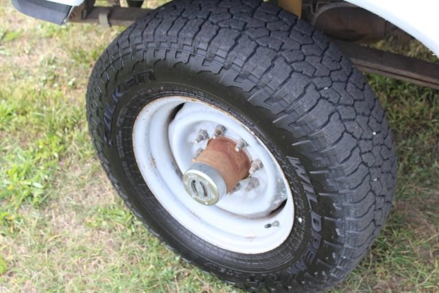 Used 1996 Ford F250 4x4 Regular Cab image 30
