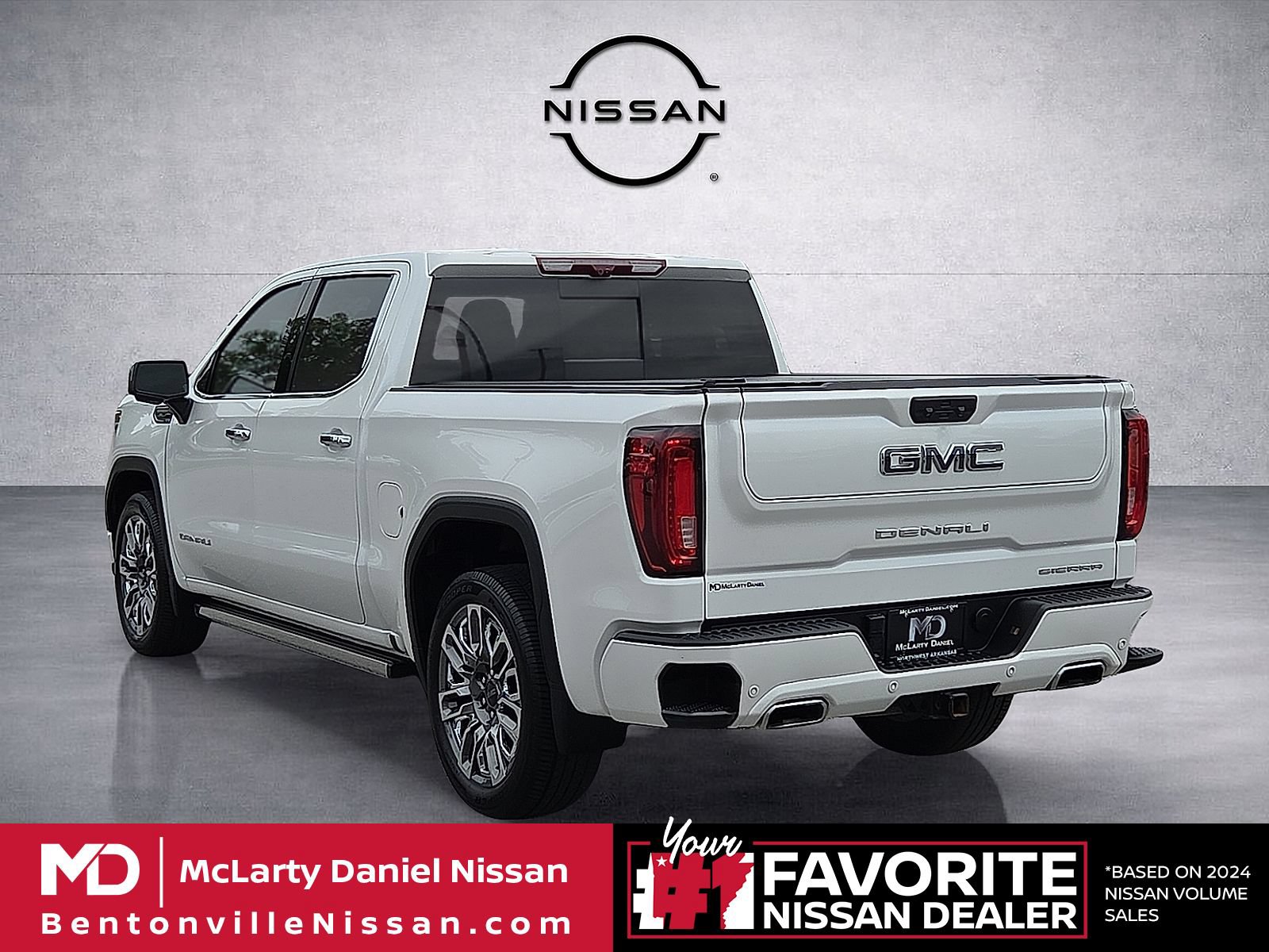 Used 2024 GMC Sierra 1500 Denali Ultimate AWD/4WD image 4