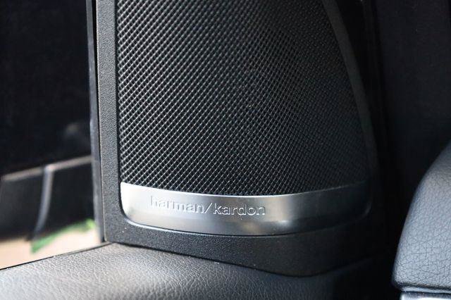 Used 2015 Mercedes-Benz GL 550 4MATIC image 40