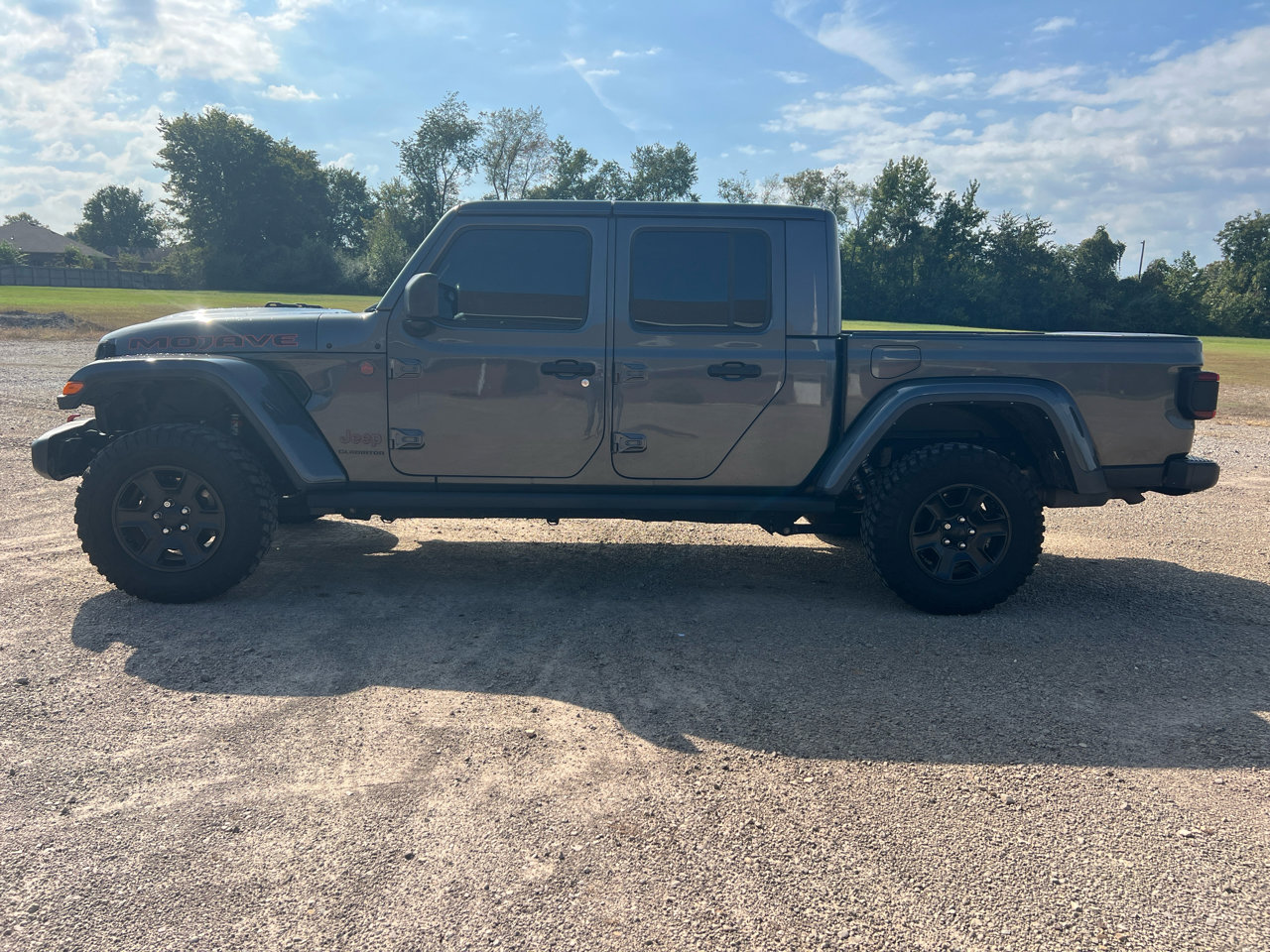 Used 2021 Jeep Gladiator Mojave image 1