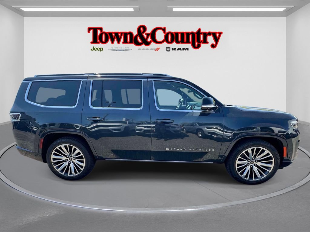 Certified 2025 Jeep Grand Wagoneer 4WD image 9
