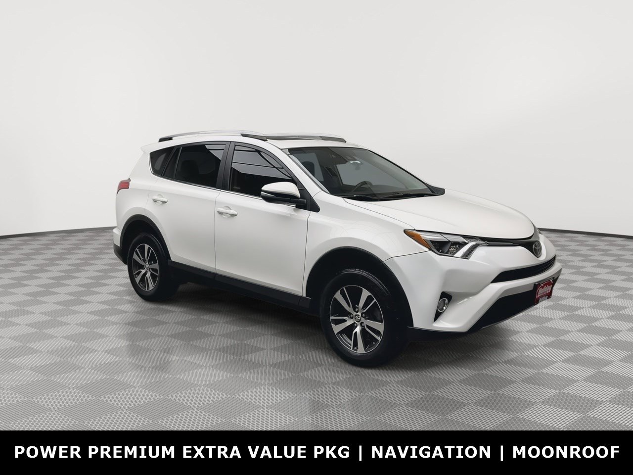 Used 2018 Toyota RAV4 XLE FWD image 29